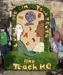 Junior School Well Dressing