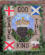 Unidentified Well Dressing