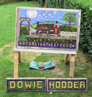 Dowie Way Well Dressing