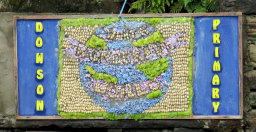Dowson Primary School Well Dressing