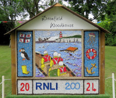 Carr Lane Well Dressing