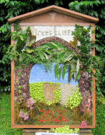 Spital Cemetery Well Dressing