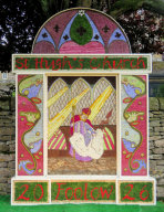 Main Well Dressing